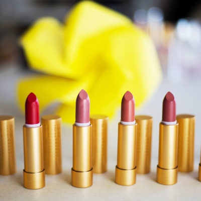 [New MAC Spring 2018] MAC Padma Lakshmi Lipstick Review