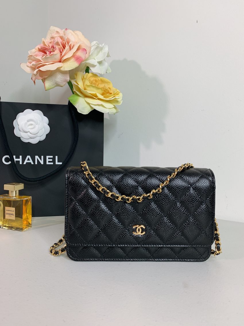 Chanel Wallet on Chain Unboxing (Nov 2020) – Bergdorf Goodman